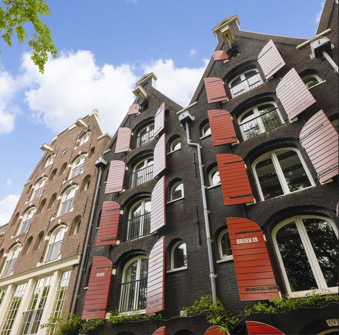 Elegant Waterfront Home in Central Amsterdam - Houses for Rent in ...