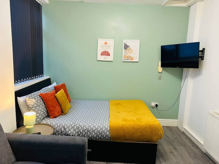 Charming Double Flat Centre Wi-fi L1 4jr - Liverpool