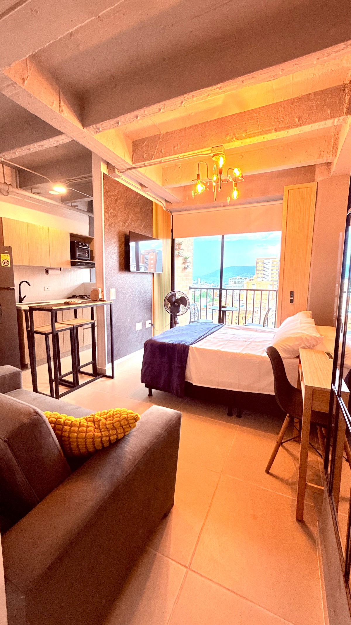 Studio Apartment with Balcony & View - Sabaneta - Lofts for Rent in ...