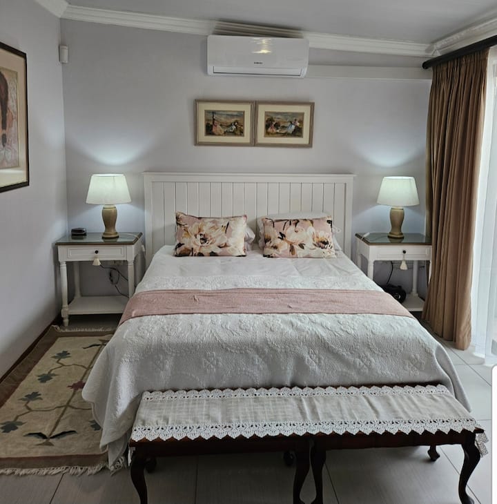 Rephidim- 16 Flame @Supertubes - Apartments for Rent in Jeffreys Bay ...