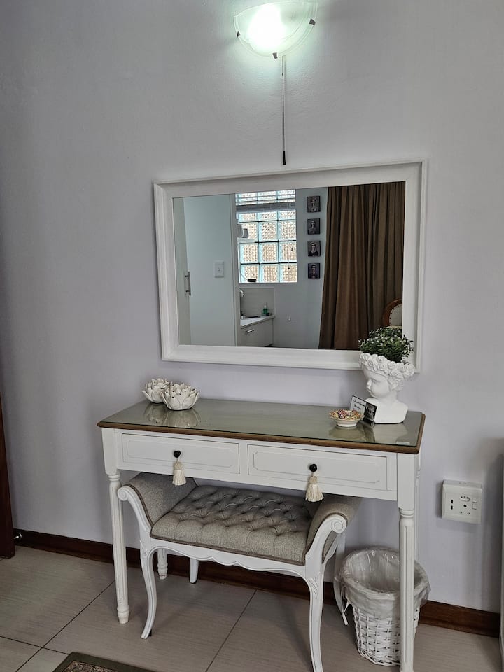 Rephidim- 16 Flame @Supertubes - Apartments for Rent in Jeffreys Bay ...