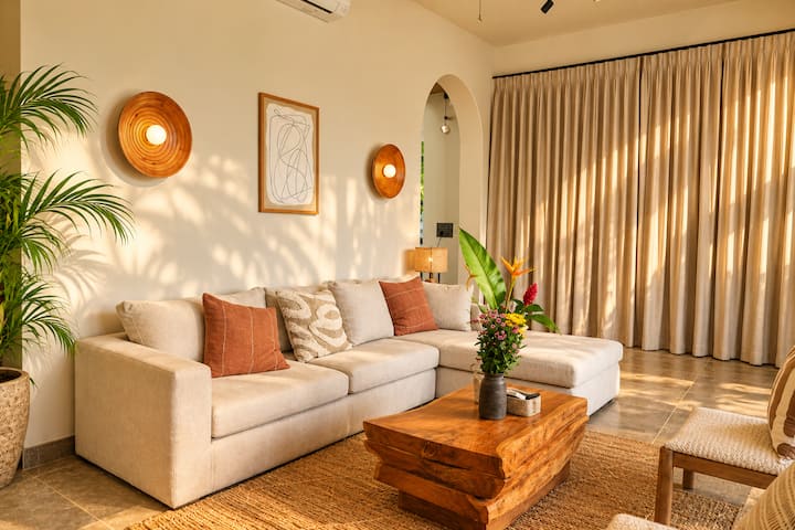 Living room image 1