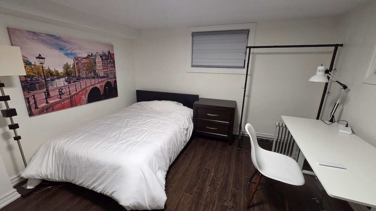 Bright basement room Near Finch station. - Houses for Rent in Toronto ...