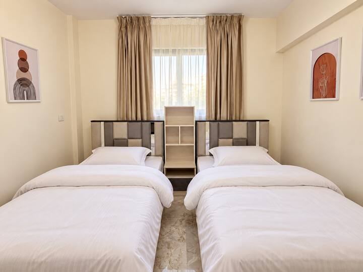 Masterpiece 2 BDR 2 Baths Rehab City: Bedroom 2