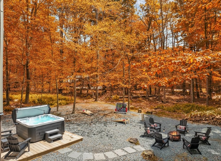 Fun Group Escape·HotTub·GameRoom·Arcade·Movie Loft - Chalets for Rent ...