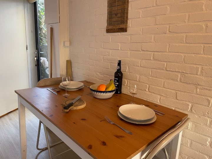 Modern Self Contained Rentals Design Self Contained Private Studio with Kitchenette - Tiny houses for Rent ...