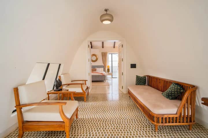 Living room image 3