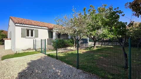 Maison Alivu, beach road in Folelli