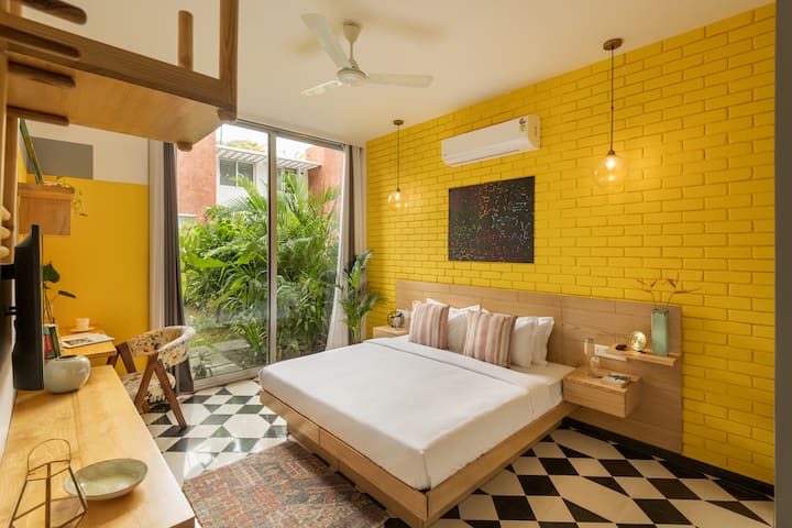 Bedroom 1 image 1