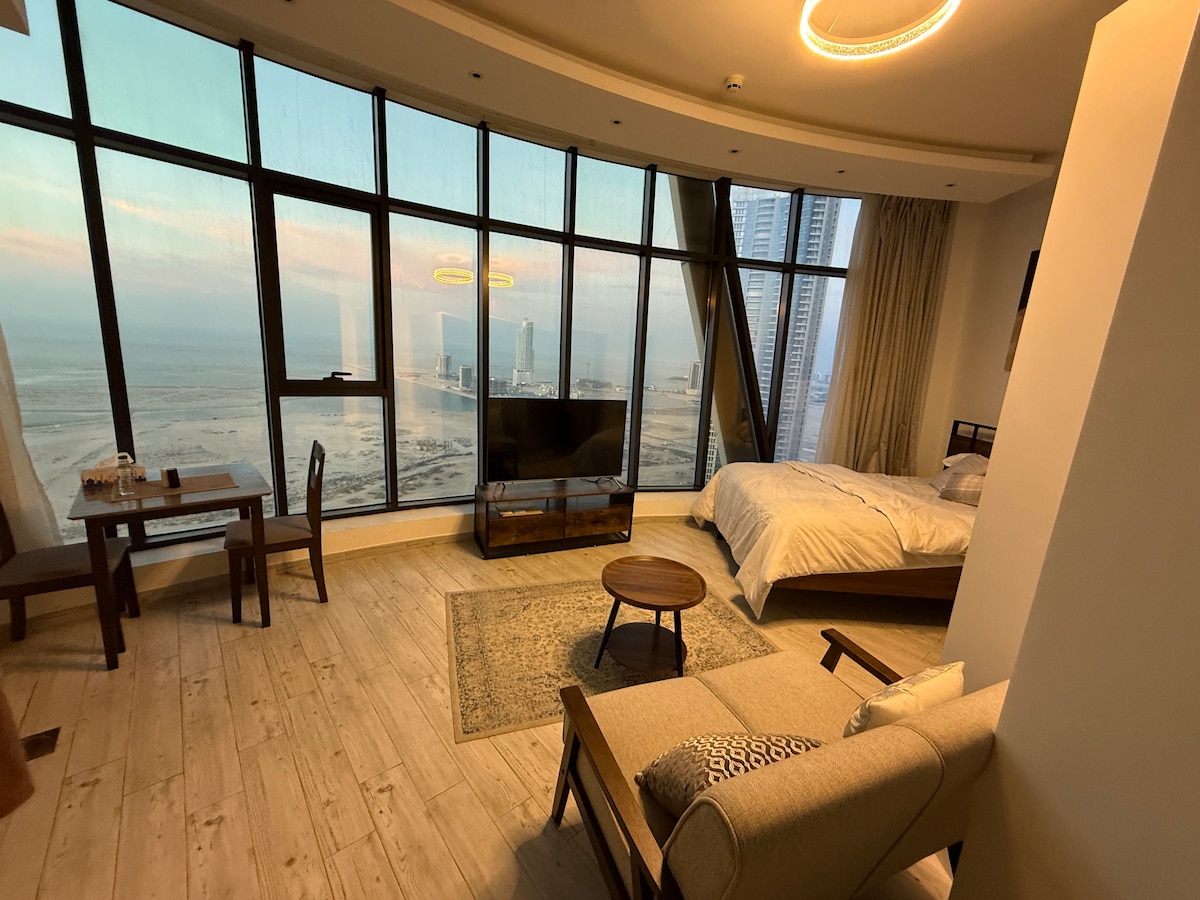 Warm Stay - Studio At The Heart Of Seef - Flats for Rent in Al Seef ...