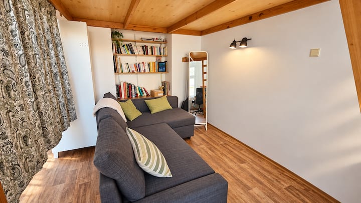 Holešovice studio with mezzanine & workspace - Apartments for Rent in ...