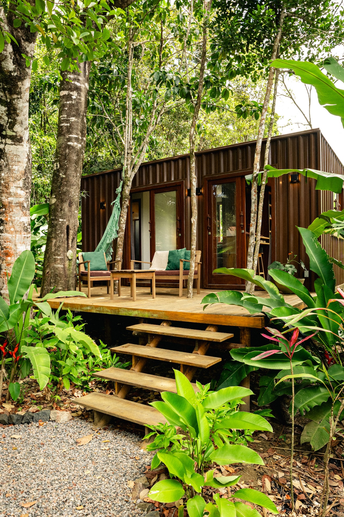 Container Passuaré, Atlantic Forest experience - Shipping containers ...