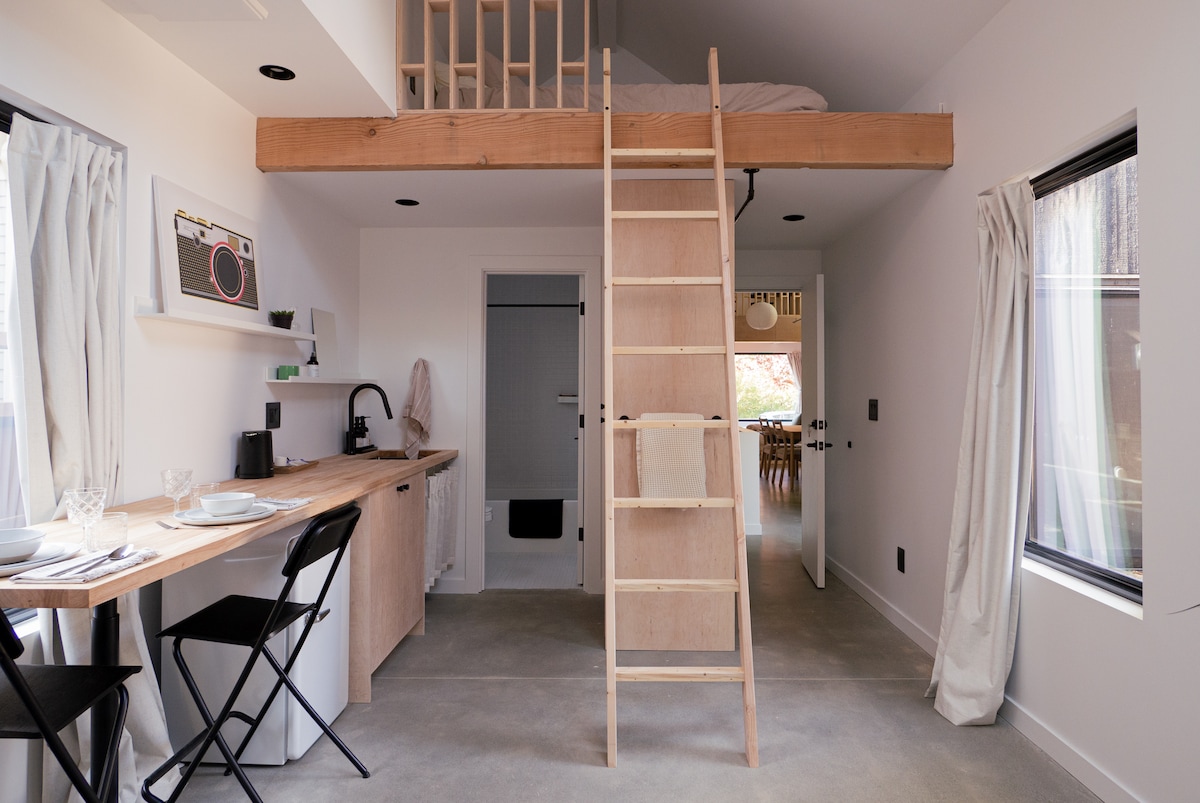 Cozy, Modern Studio Apartment in 2-Unit House - Apartments for Rent in ...
