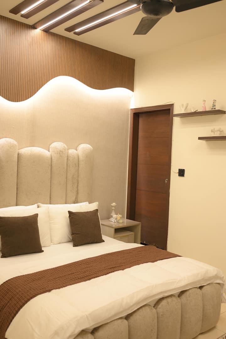 Seacliff Suites | 1BHK Retreat |PS5 Gaming - Apartments for Rent in ...