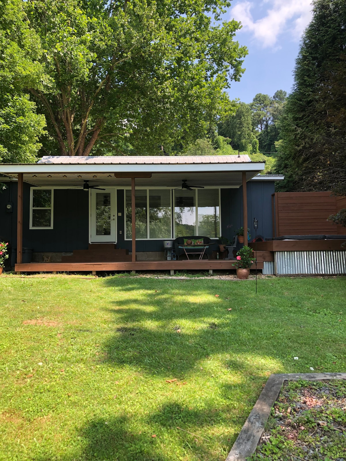 Cottage on the river - Houses for Rent in McCaysville, Georgia, United ...