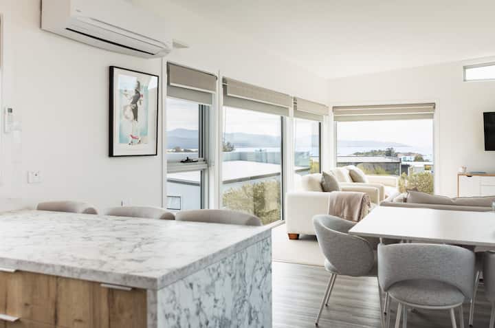 Large Rumpus Room Amaya - The Ultimate Family Home - Houses for Rent in Bicheno, Tasmania ...