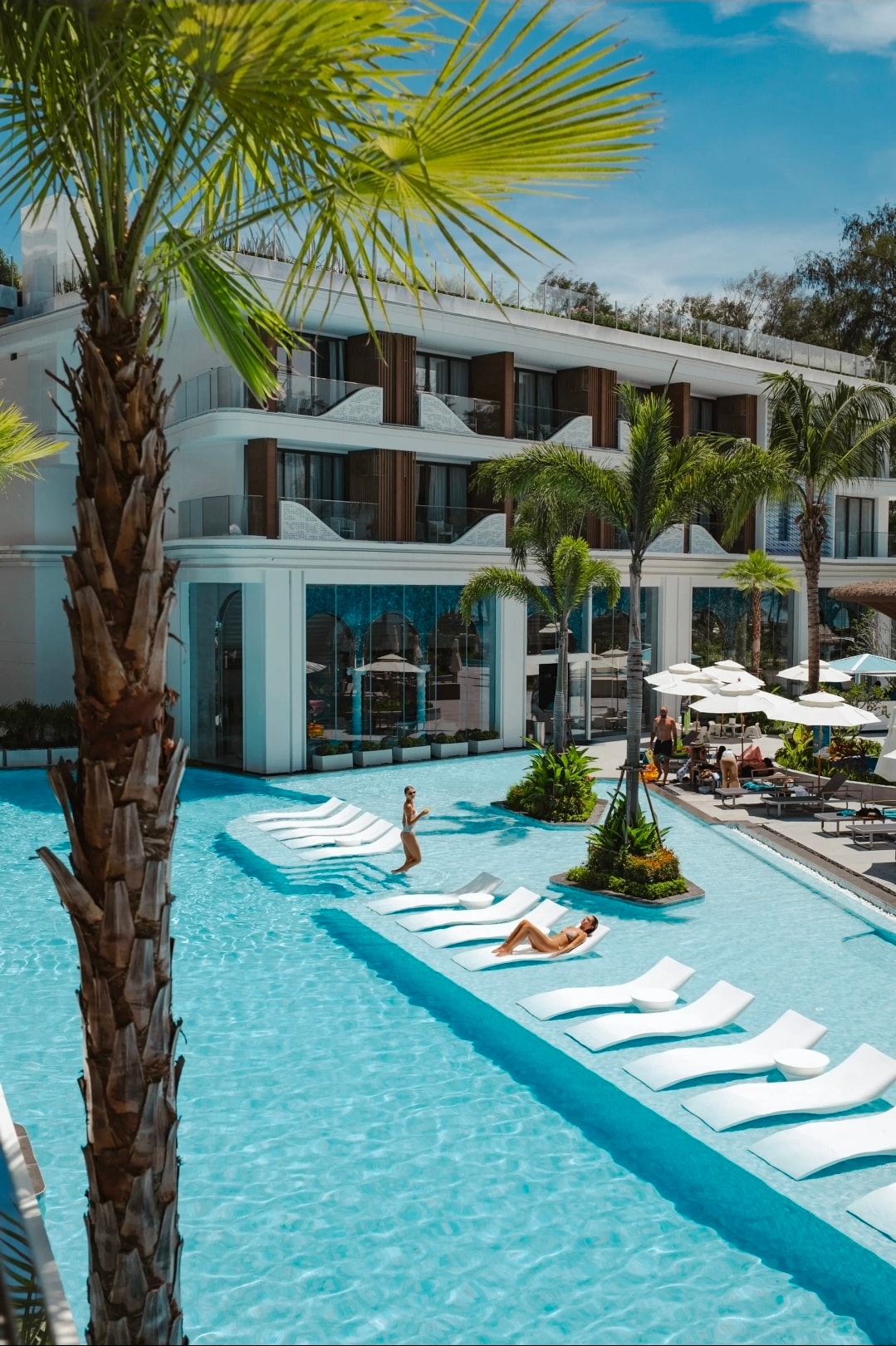 Sunshine Beach 1BR, Kora 5-Star Resort, 50m to Sea - Apartments for ...