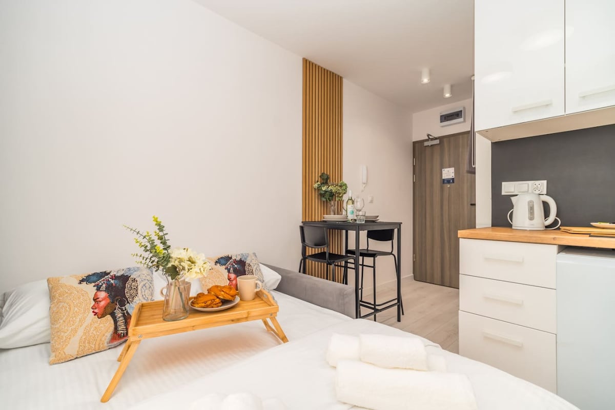 Prądnik Czerwony Studio – Balcony, City View - Flats for Rent in Kraków ...