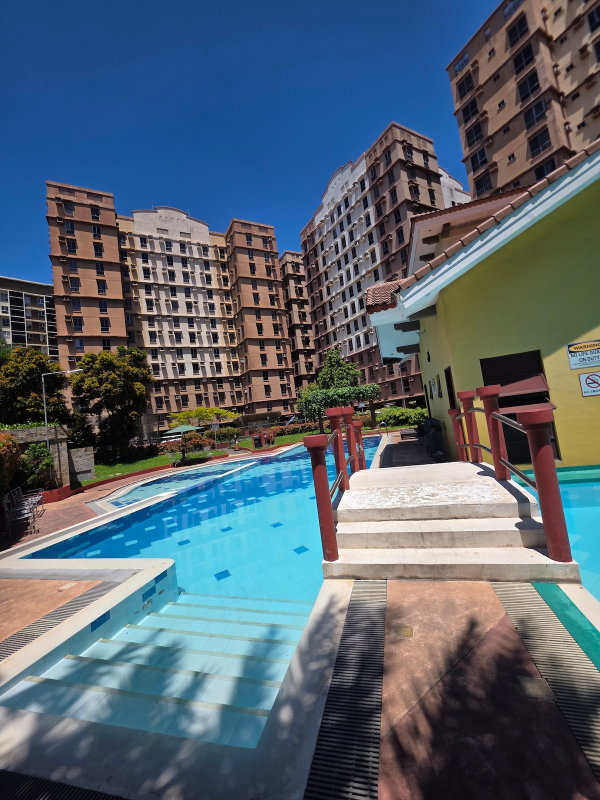 Lucky 7 airbnb room - Apartments for Rent in Parañaque, Metro Manila ...