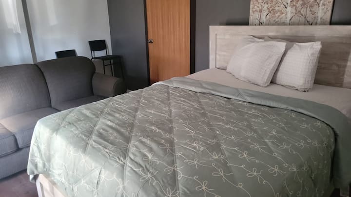 Sample Website Simple One Warm & Welcoming Room, Easy Check-In - Houses for Rent in Winnipeg ...