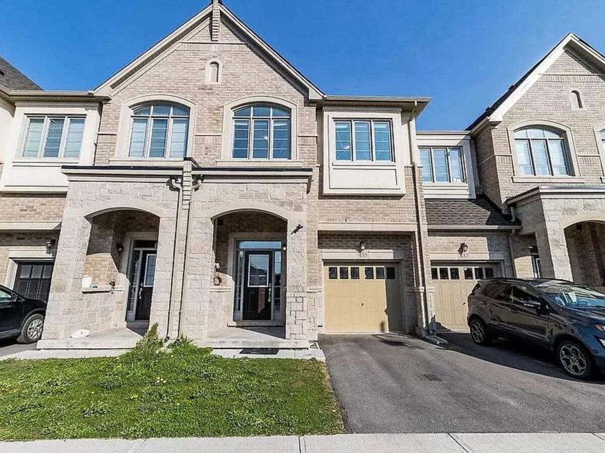 Spacious 2BR Milton Town home | Finished Basement - Houses for Rent in ...