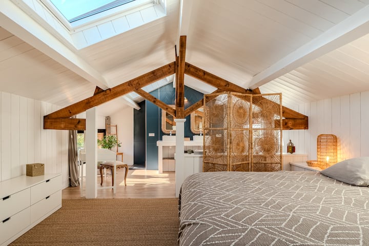Unique Ocean The Loft - A unique place close to the ocean - Houses for Rent in ...