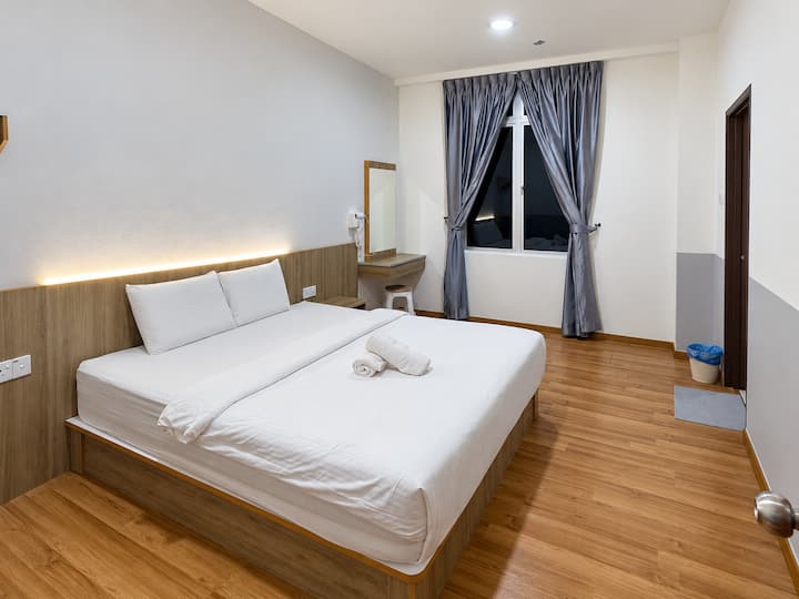 Cactus Apartment Brinchang 4 Bedroom Clover Home - Flats for Rent in ...