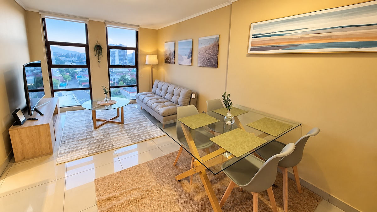 Nice 2-Bedroom Zenteno Apartment | Santander Arena and Metro ...