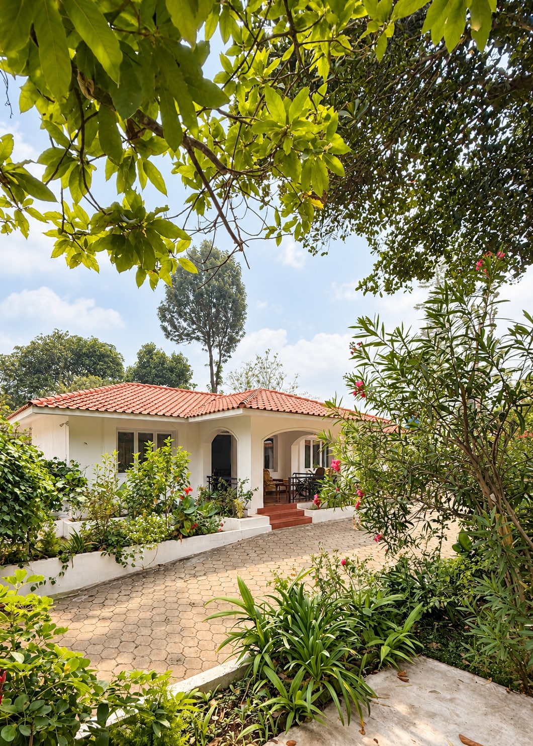 Vintage 3BHK Villa • Lush Gardens • 400m from Lake - Houses for Rent in ...