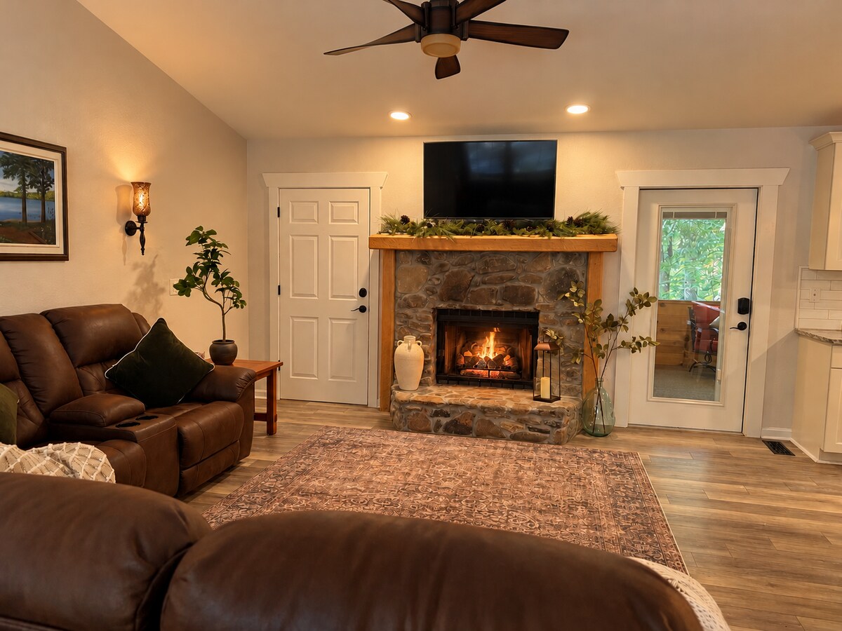 Living room 1 image 6