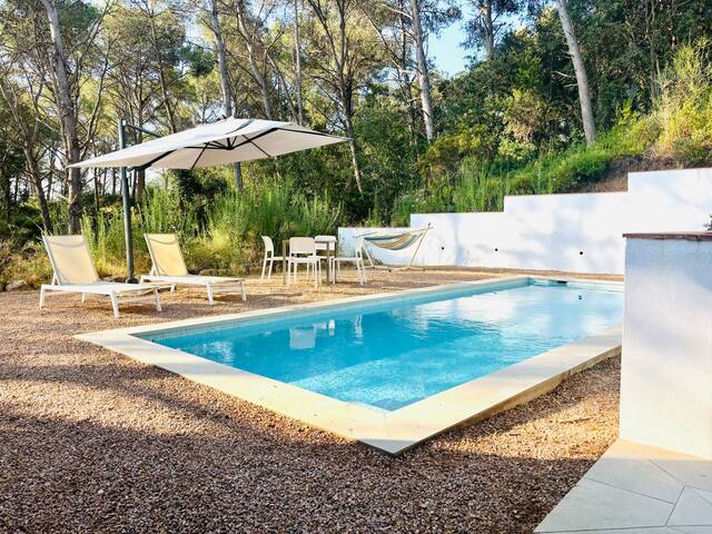 Entire house in Tamariu, Costa Brava next to beach gallery image 4