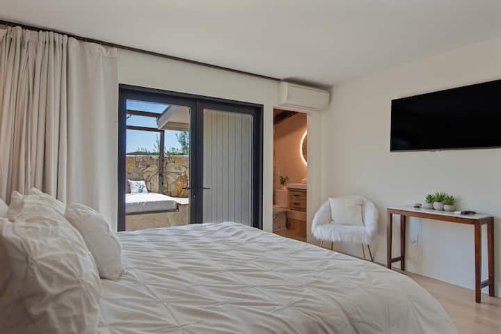 Bedroom 3 with king bed, private castle deck