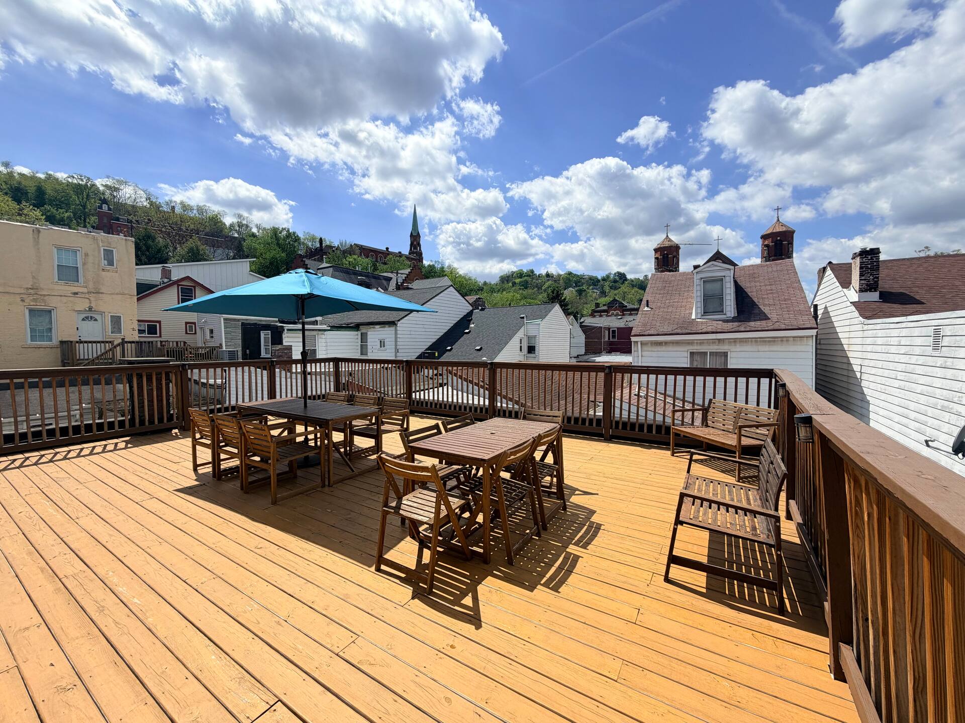 Spacious Modern Home • Rooftop Deck — foto 2