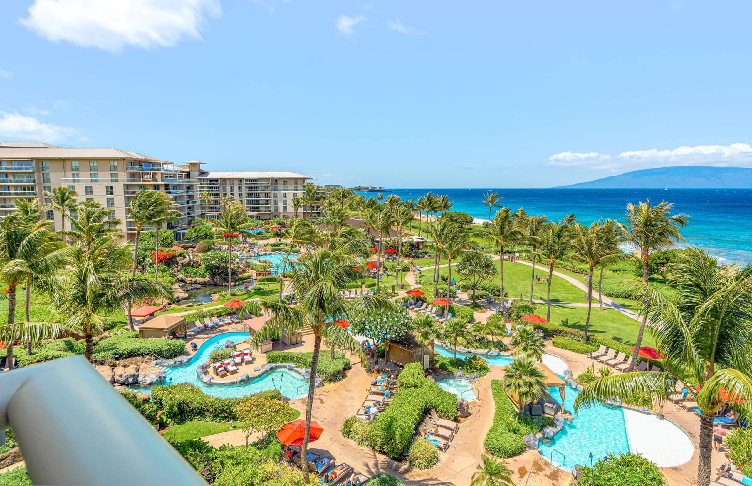 Condo in Lahaina · ★5.0 · 3 bedrooms · 4 beds · 3 baths - Image 39