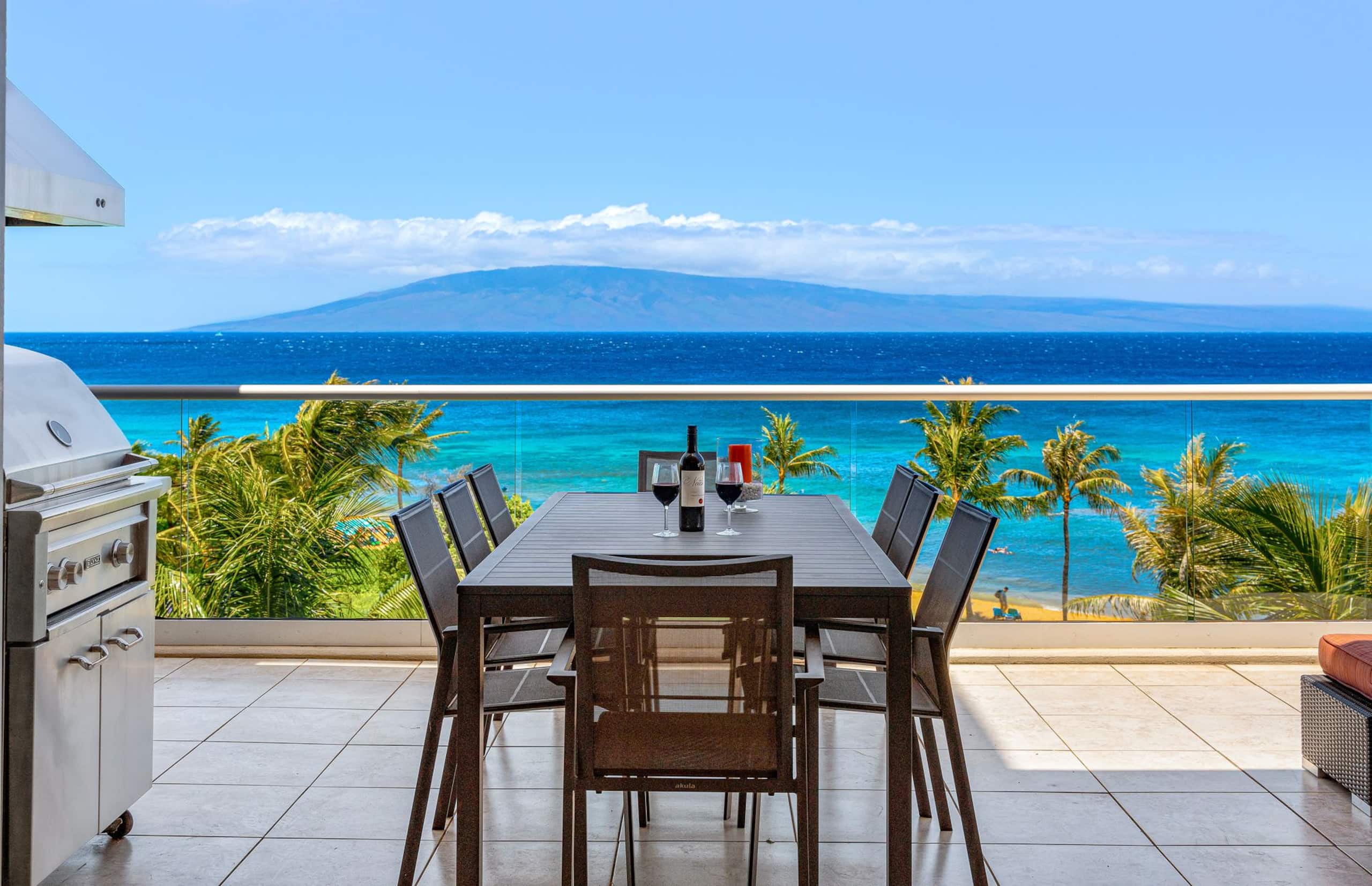 Condo in Lahaina · ★5.0 · 3 bedrooms · 4 beds · 3 baths - Image 2