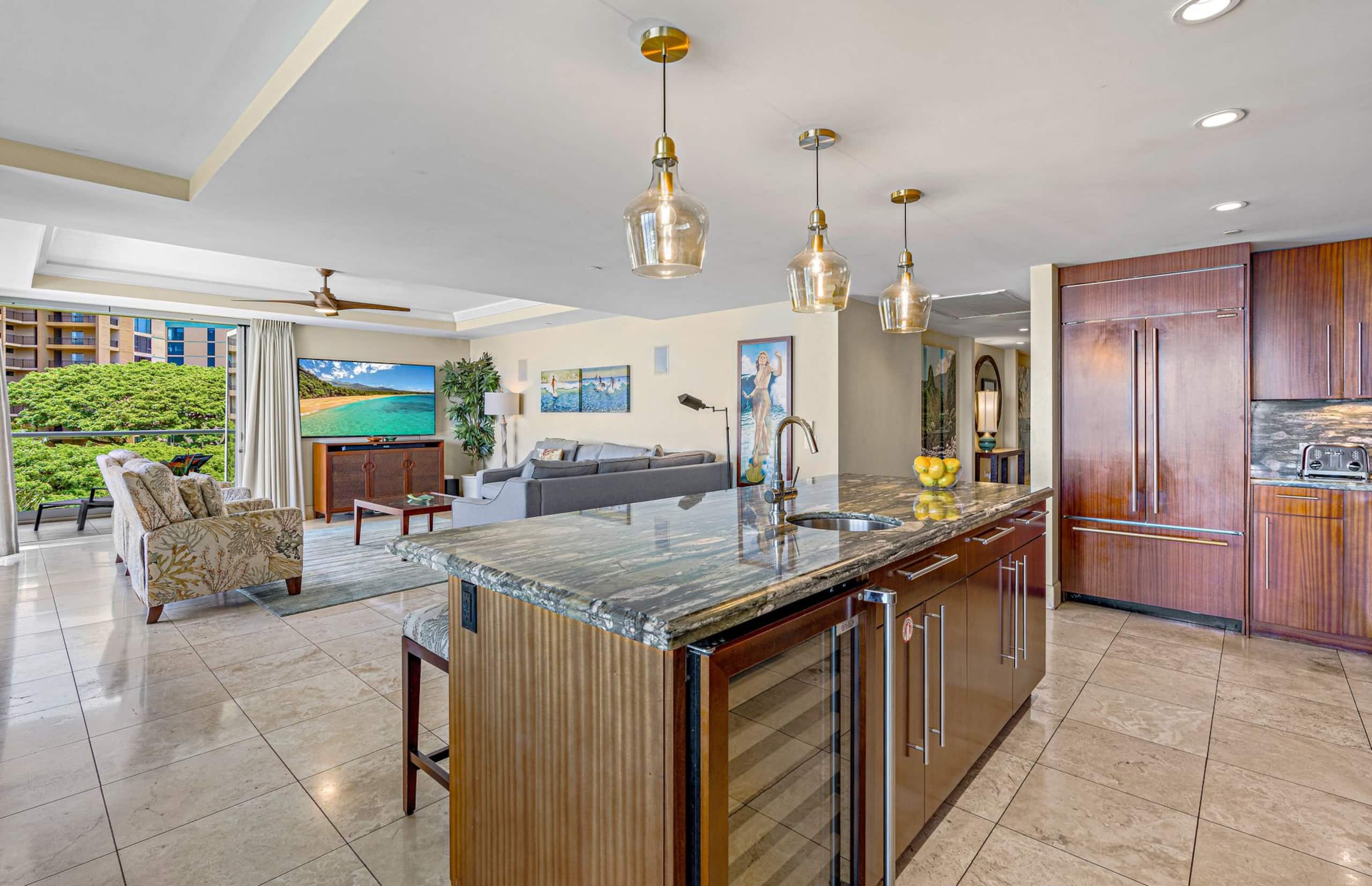 Condo in Lahaina · ★5.0 · 3 bedrooms · 4 beds · 3 baths - Image 20