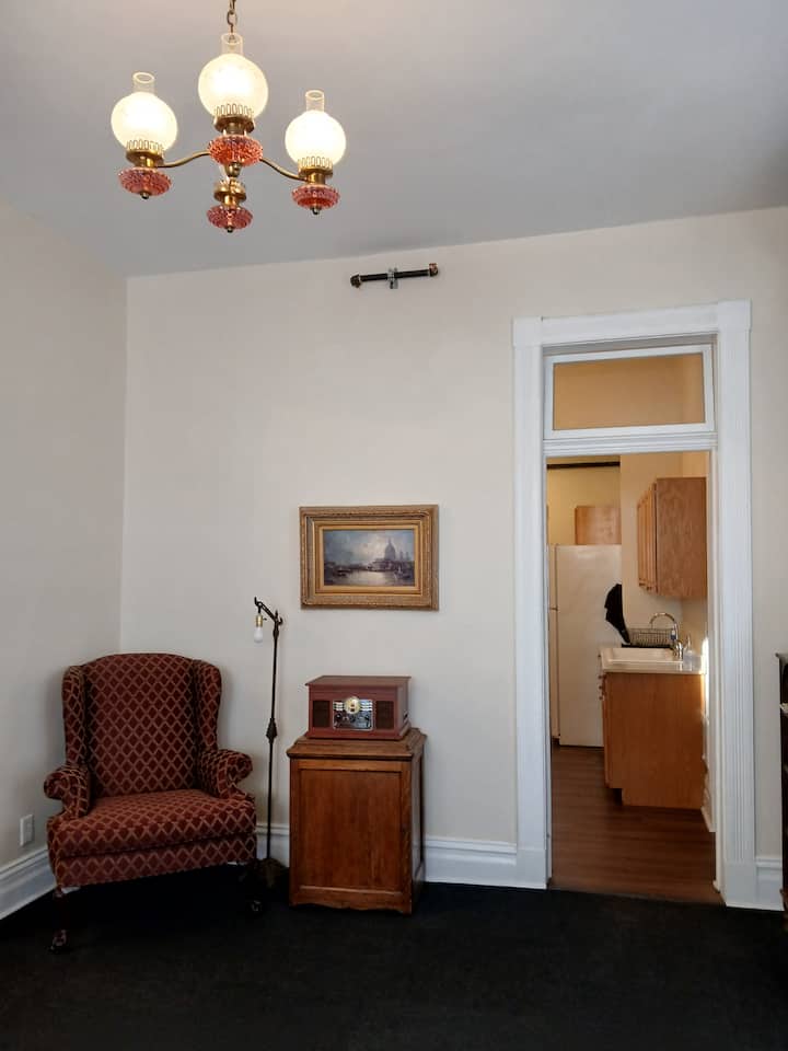 Downtown Historic Home. Walk To Food, Wine & Music - The Dalles, OR