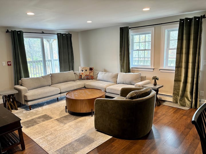 2br | Full Kitchen | River Access | Woodstock - Woodstock, VT