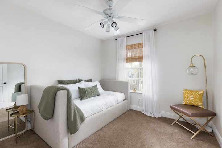 带双人床的单人床-两张记忆泡沫床垫