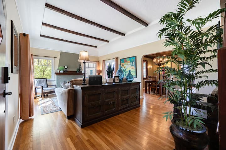 The Kensington Canyon Estate - San Diego, CA
