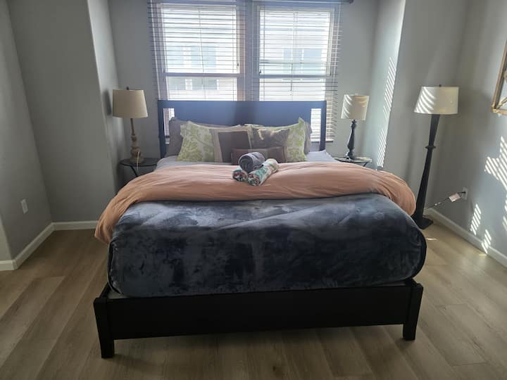 საძინებელი 1