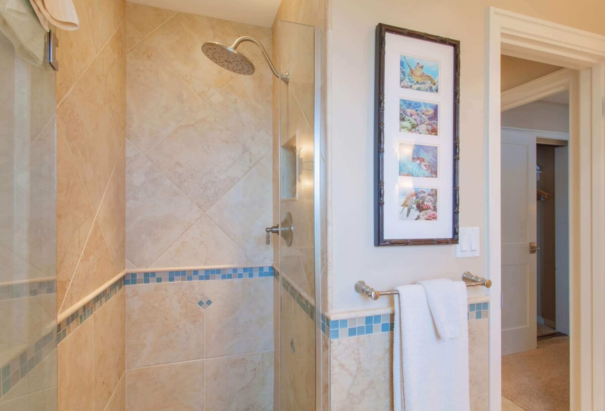 Villa in Lahaina · ★4.93 · 2 bedrooms · 4 beds · 3 baths - Image 19