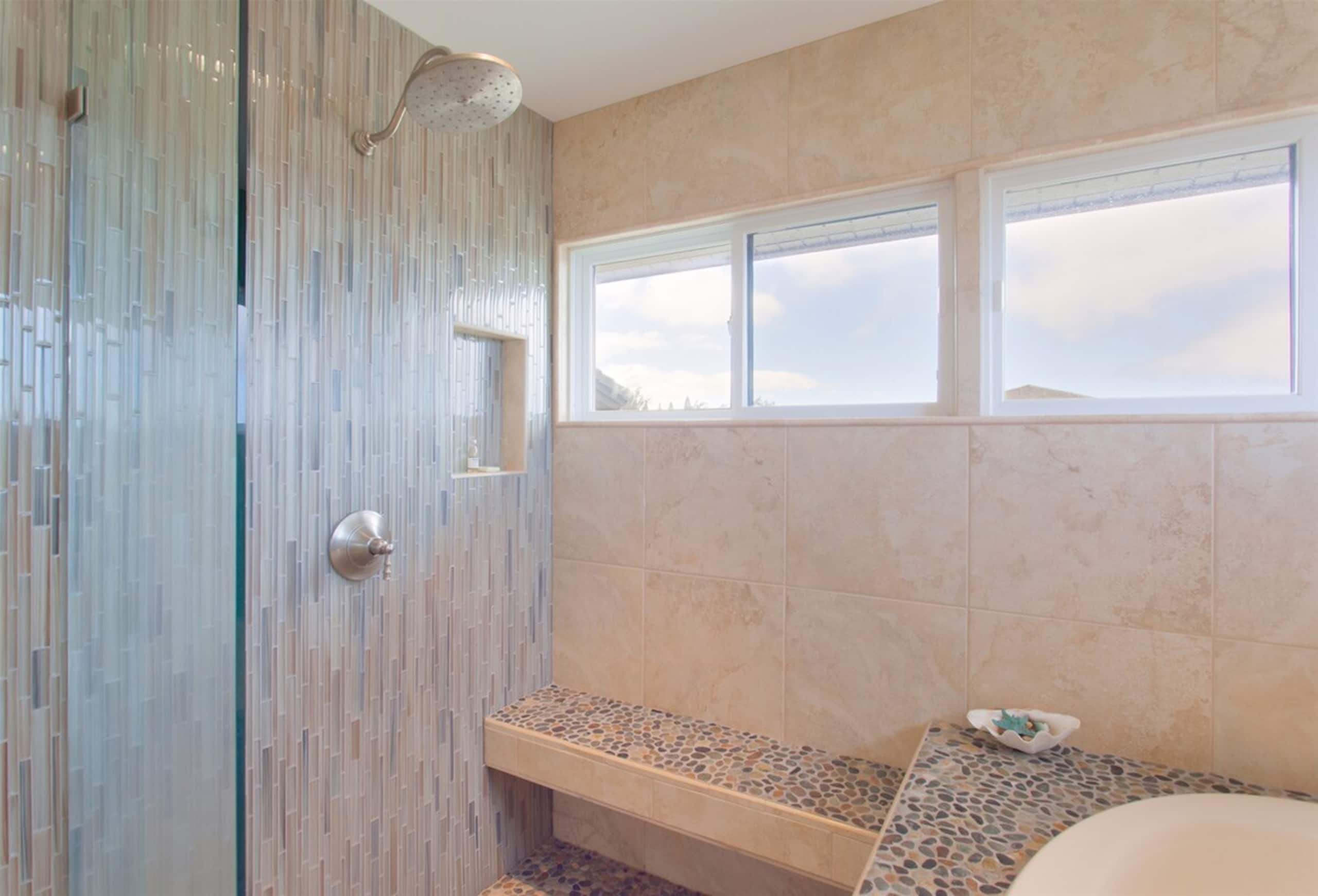Villa in Lahaina · ★4.93 · 2 bedrooms · 4 beds · 3 baths - Image 41