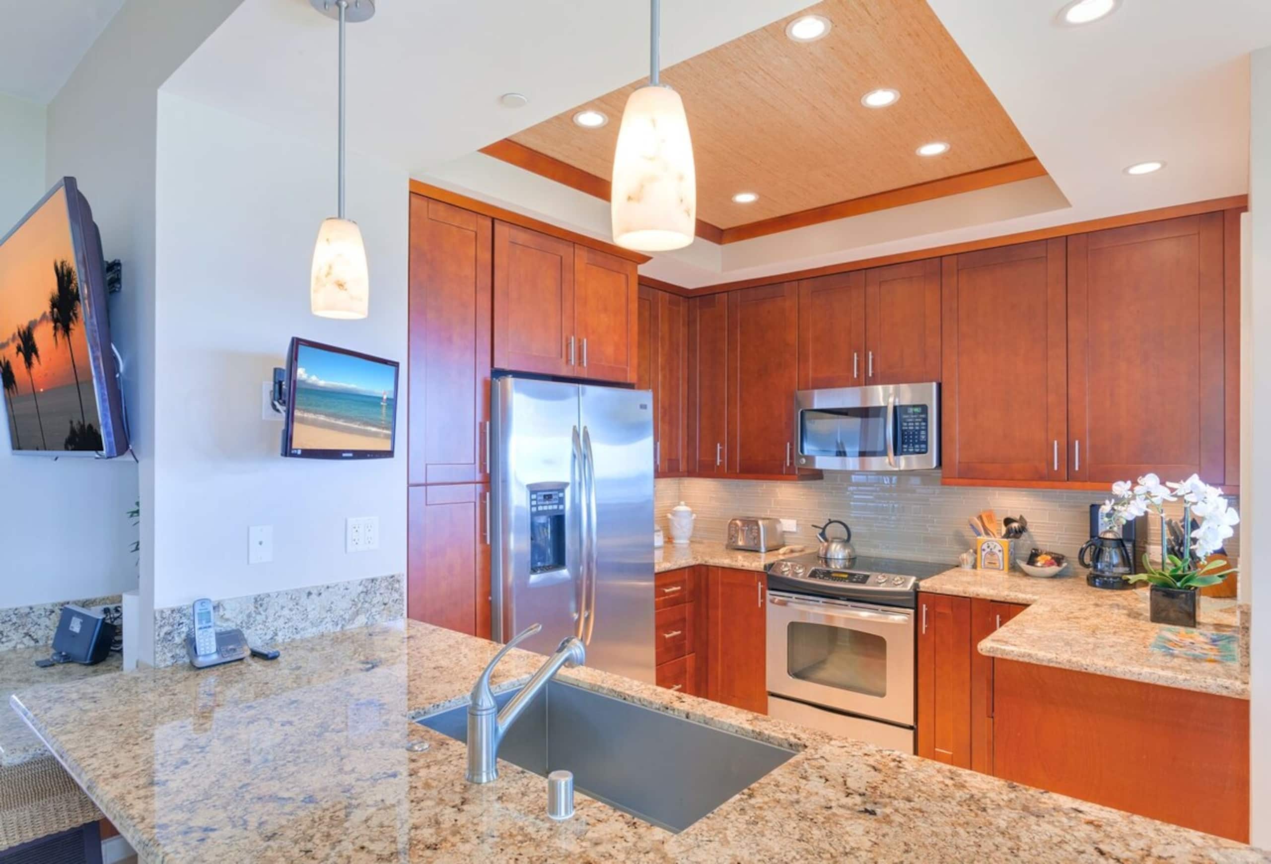 Villa in Lahaina · ★4.93 · 2 bedrooms · 4 beds · 3 baths - Image 4