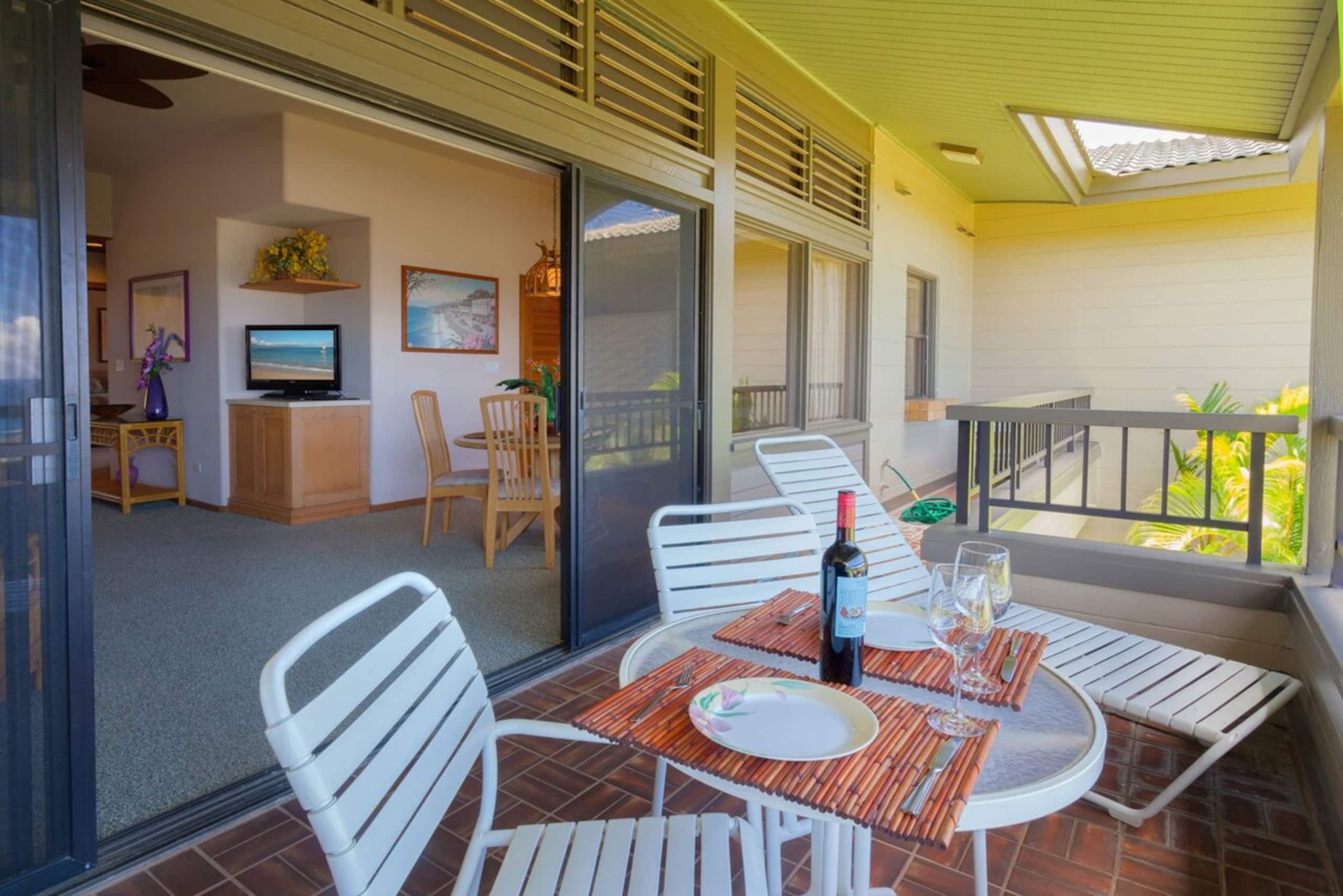 Villa in Lahaina · ★4.89 · 1 bedroom · 2 beds · 2 baths - Image 14