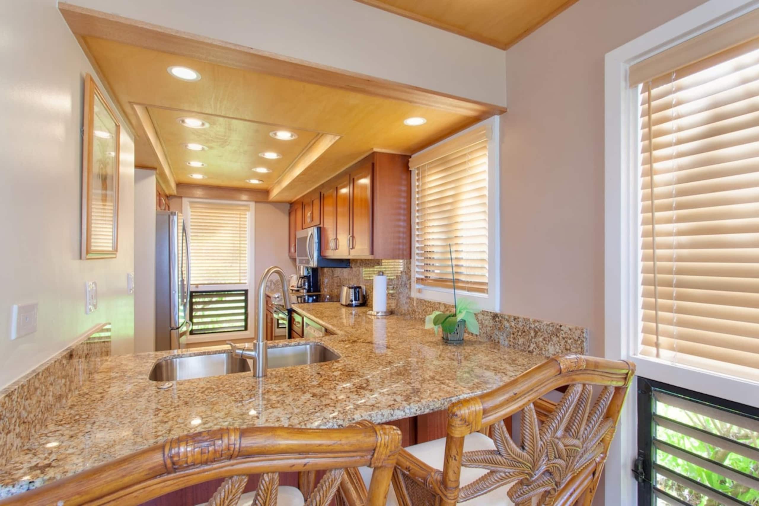 Villa in Lahaina · ★4.99 · 1 bedroom · 2 beds · 2 baths - Image 9