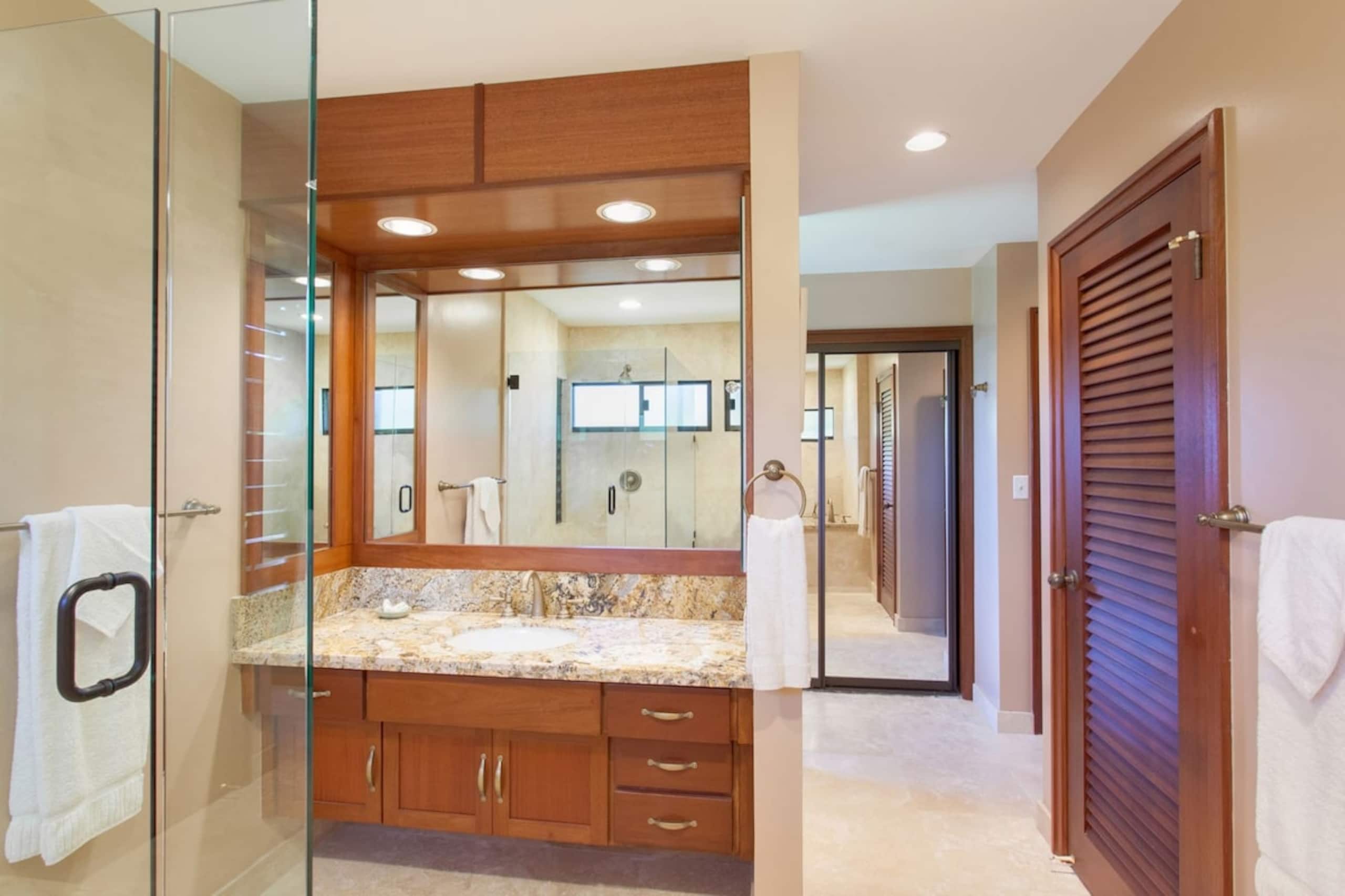 Villa in Lahaina · ★4.99 · 1 bedroom · 2 beds · 2 baths - Image 24