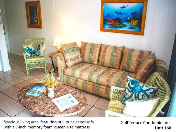 Mermaids Retreat Mins To Beach Family Condo - Destin, FL