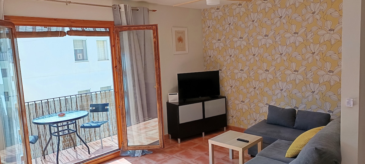 Airbnb performant: Large village Apartment Vacations/Climbing/Montaña à Finestrat