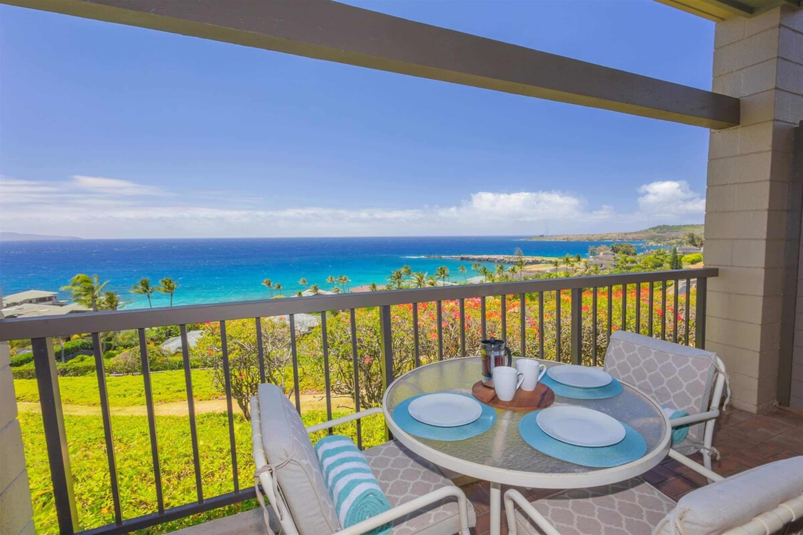 Villa in Lahaina · ★4.91 · 1 bedroom · 2 beds · 2 baths - Image 10